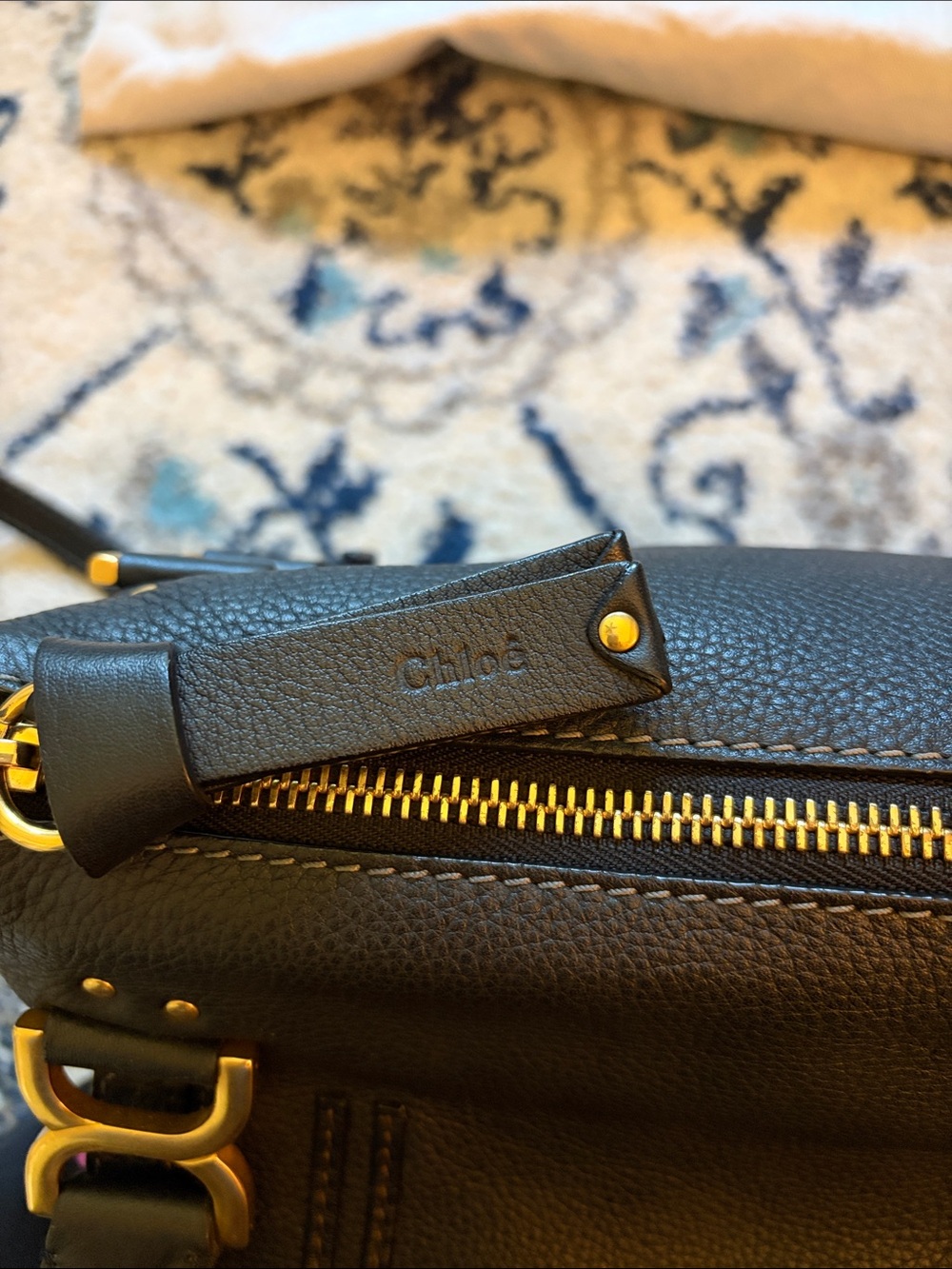 Chloé Black Leather Shoulder Bag with Gold Hardware - Picture 9 of 13